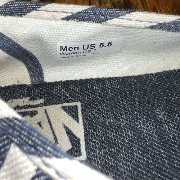 Vans fabric and fiber slip-on shoes in blue and white stripes size 7 - Picture 7 of 7